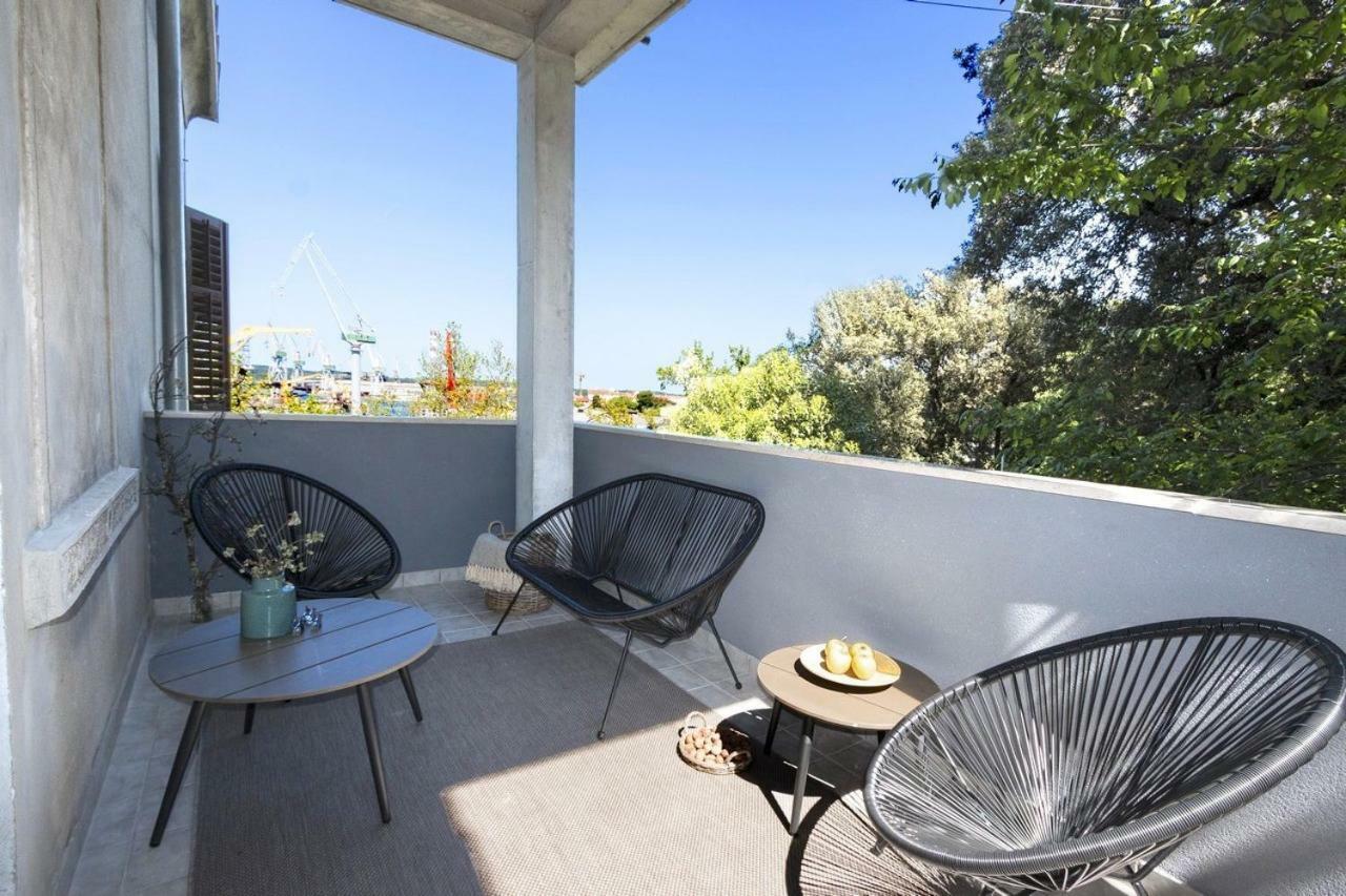 *** Lounge Terrace Apartment With The Harbour View / City Centre *** Pula Buitenkant foto